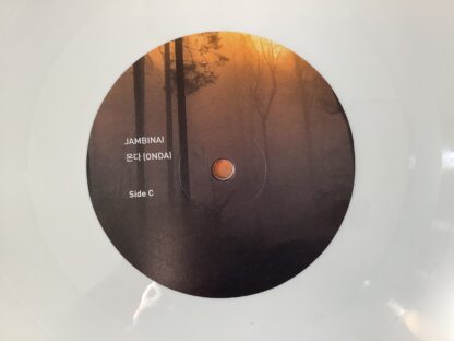 Jambinai - 온다 (Onda) [LTD 2xLP] (White Vinyl) (2. hand) - Bilde 3