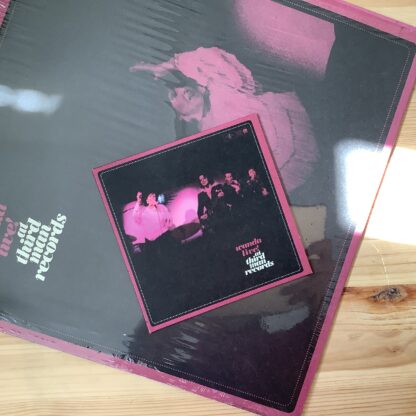 Wanda Jackson - Wanda Live! At Third Man Records [LTD LP+DVD] (Black/Blue Vinyl) (2. hand) - Bilde 7